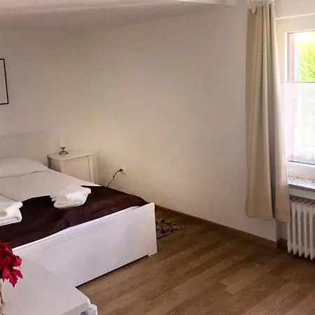 Rote Rosen בית הארחה 3*