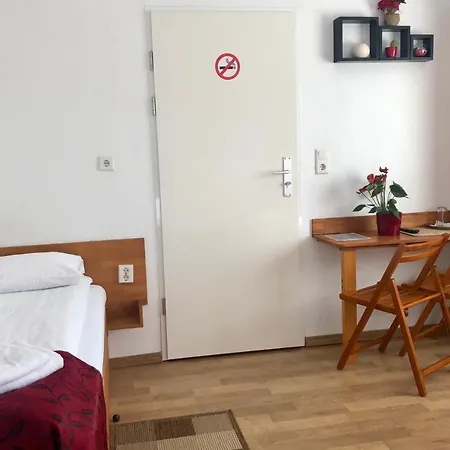 Rote Rosen 3* סייסן