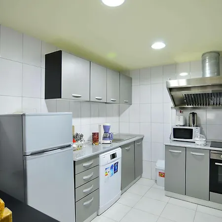 Rote Rosen 3* סייסן